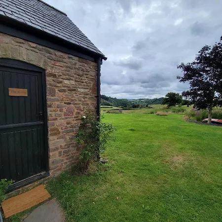 The Little Bothy - Holiday Cottage In The Heart Of Monmouthshire Llanfaenor Exterior foto